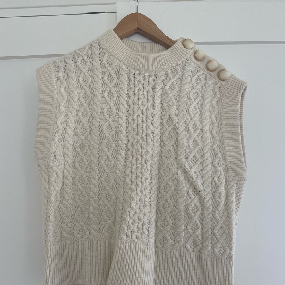 Cream Cable Knit Sleeveless Sweater